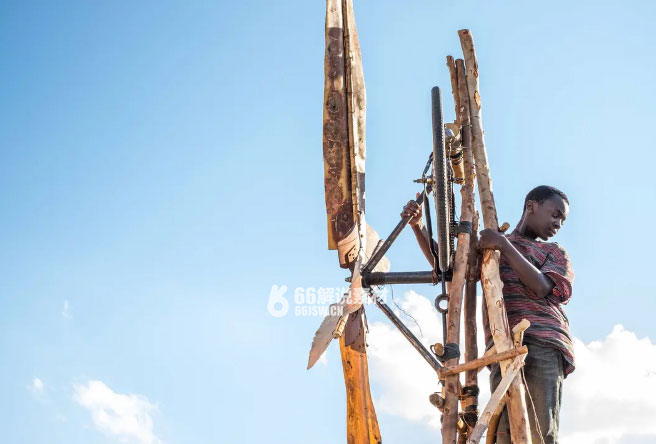 《驭风男孩 》电影解说文案