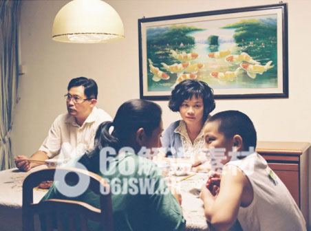 《爸妈不在家》电影解说文案