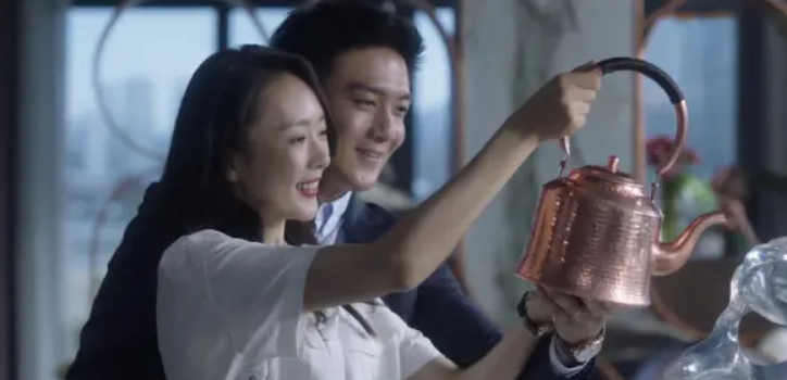 电视剧《三十而已》解说文案