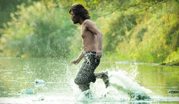 电影《金氏漂流记》解说文案