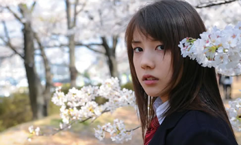 电影《穿越时空的少女》解说文案