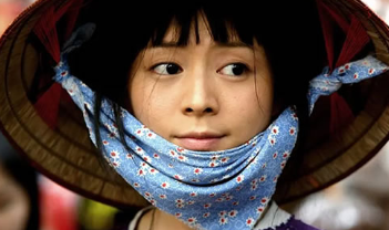 电影《红河》解说文案