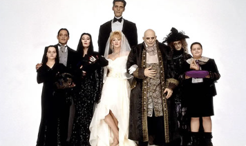 电影《亚当斯一家》解说文案