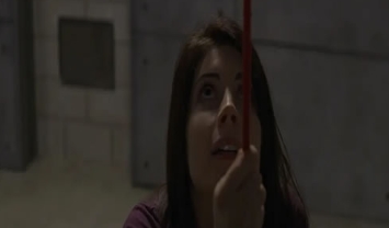 电影《孤立无援》解说文案