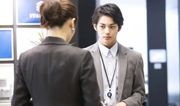 电影《私密账号》解说文案