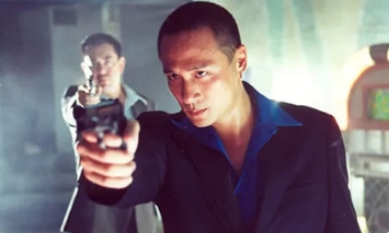 电影《枪火》解说文案