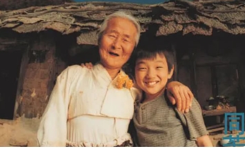 电影《爱·回家》解说文案