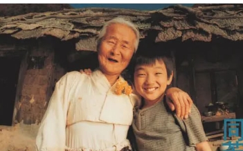 电影《爱·回家》解说文案