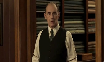 电影《套装》解说文案