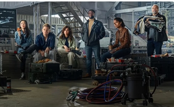 电影《偷破天际线》解说文案