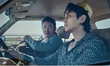 电影《非官方行动》解说文案