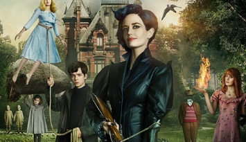 电影《佩小姐的奇幻城堡》解说文案