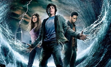 电影《波西·杰克逊与神火之盗》解说文案