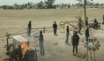 电影《送葬人》解说文案