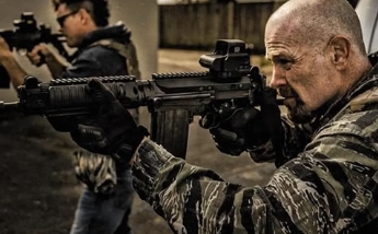 电影《绝望海峡》解说文案