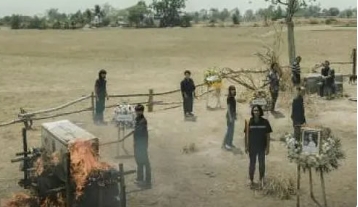 电影《送葬人》解说文案