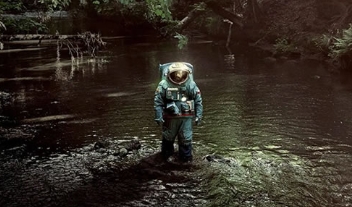 电影《太空孤航》解说文案