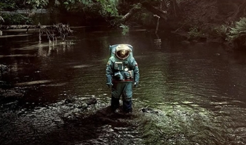 电影《太空孤航》解说文案