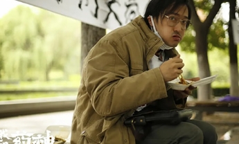 电影《我不是药神》细节解说文案