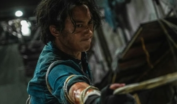 电影《九龙城寨》解说文案