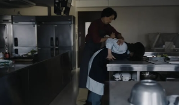 电影《钟声》解说文案