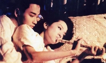 电影《胭脂扣》解说文案