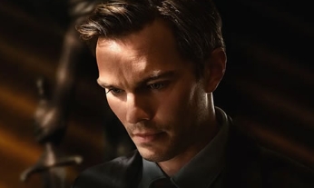 电影《二号陪审员》解说文案